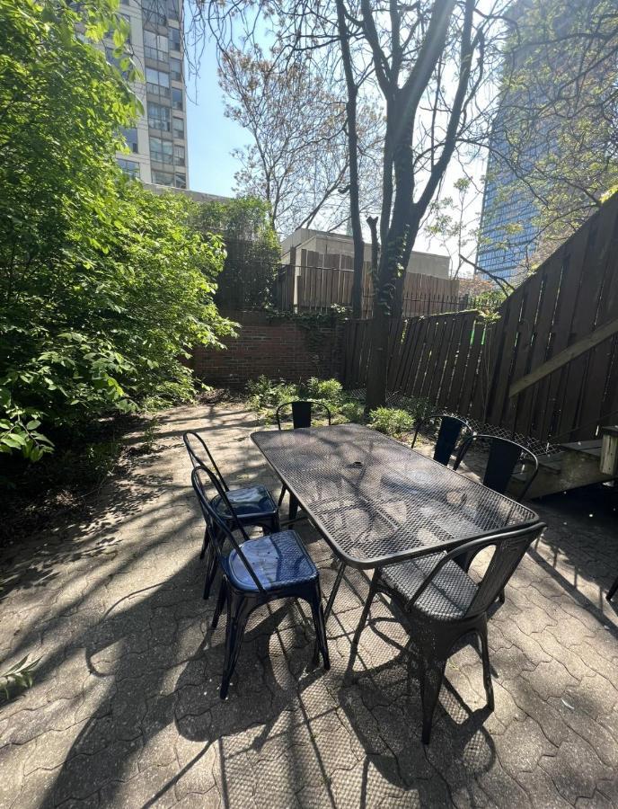 Beautiful Property In Downtown Core Close To Subway Station! Торонто Экстерьер фото